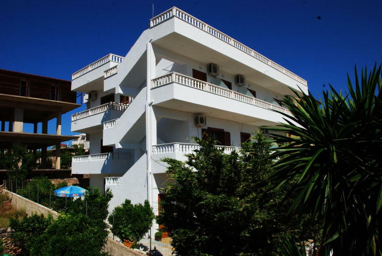 Vila Renato Ksamil Bagian luar foto